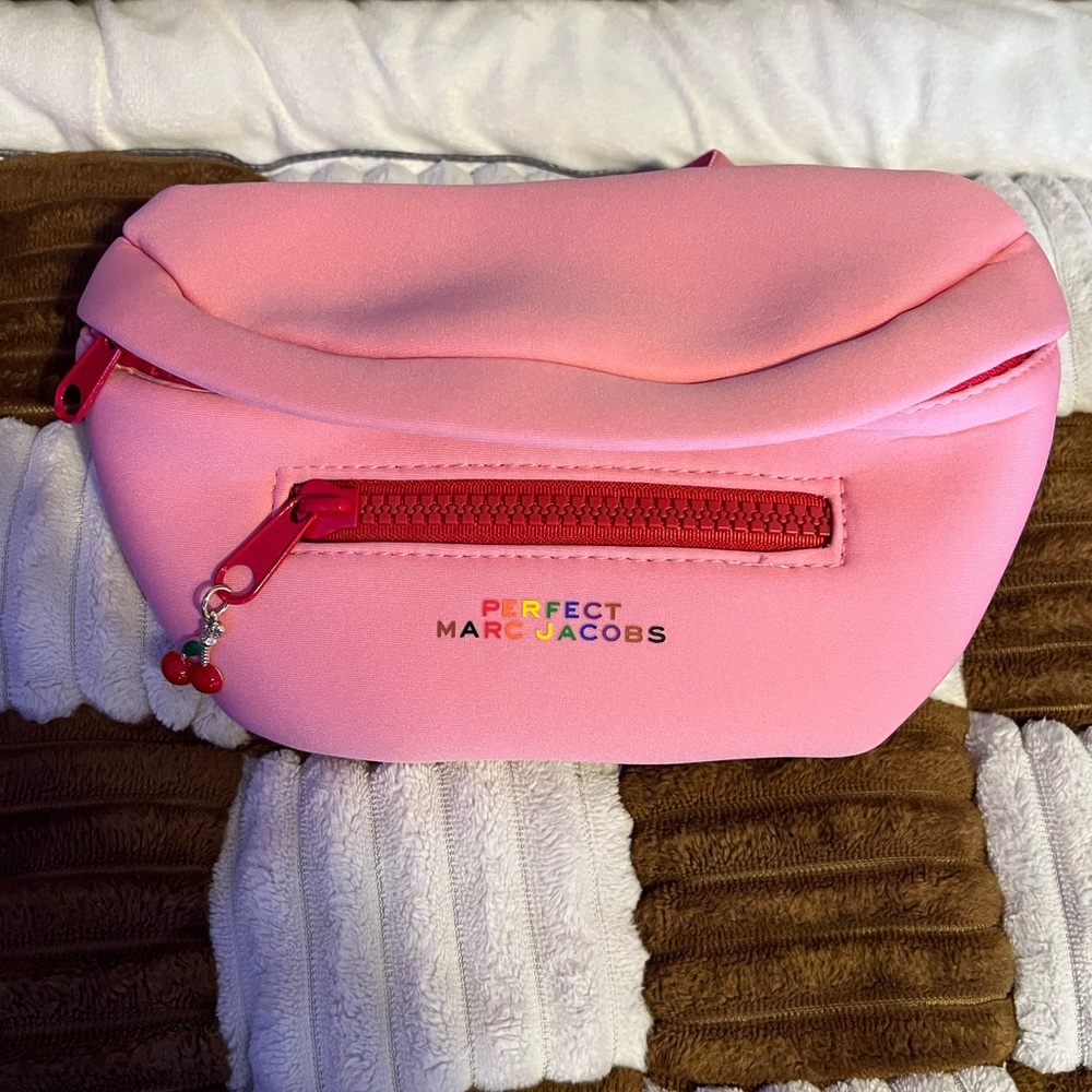Marc Jacobs Pink Belt Bag NWOT!